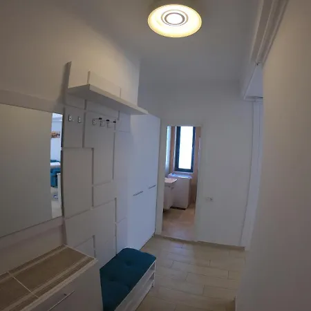 Fancy With Sea View Apartment *